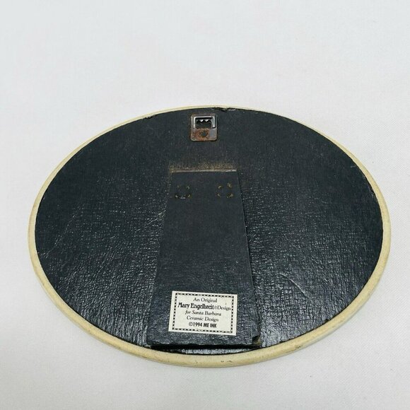 Mary Engelbreit Queen Plaque Sign Santa Barbara Women Display Shelf Desk Oval - Picture 12 of 12